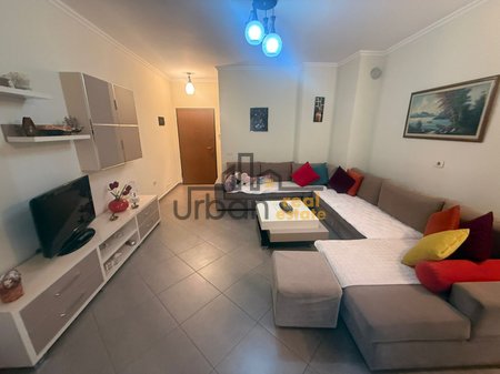Qera, Apartament 2+1, Pallatet e Verdha, Tiranë - 450€ | 85 m²