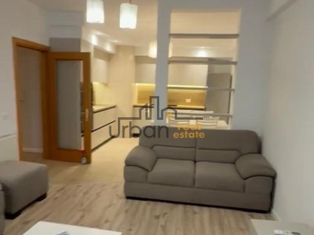 Affitto, Appartamento 2+1+2, Komuna e Parisit, Tirana - 1000€ | 110 m²