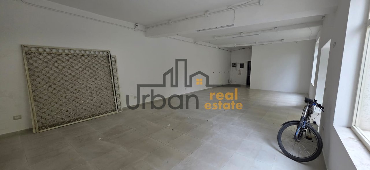 Qera, Dyqan ,Tregu Elektrik, Tiranë - 1500€ | 100 m²