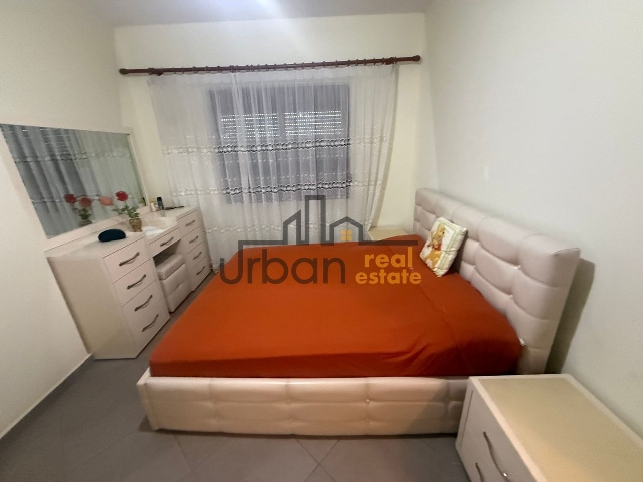 Qera, Apartament 2+1, Pallatet e Verdha, Tiranë - 450€ | 85 m²