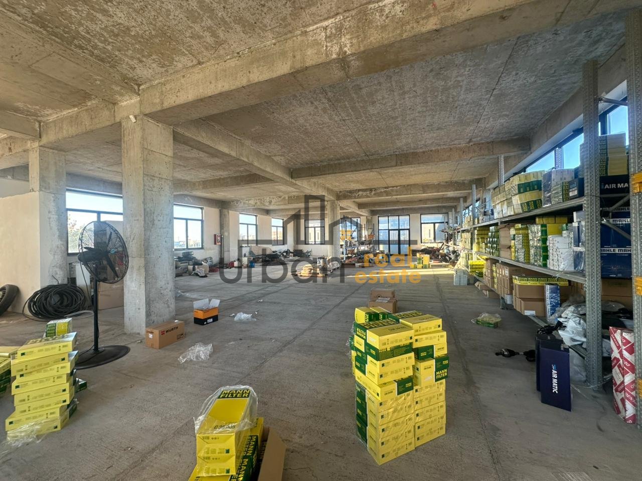 In affitto, Ambiente commerciale, Vicino a Delta Pharma, Tirana - 1000€ | 400 m²