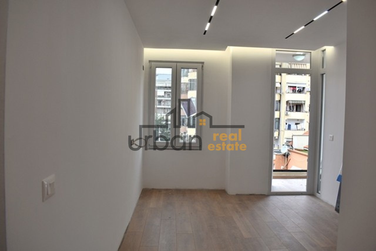 In vendita, Appartamento 1+1, 21 Dhjetori, Tirana - €158.000 | 56 m²