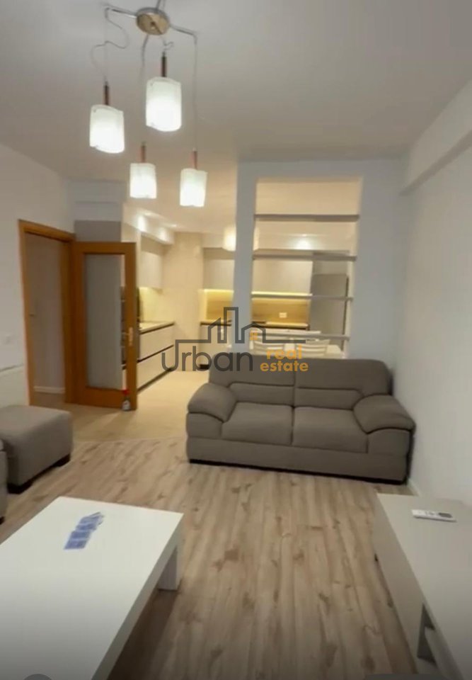 Affitto, Appartamento 2+1+2, Komuna e Parisit, Tirana - 1000€ | 110 m²