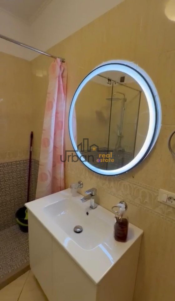 Affitto, Appartamento 2+1+2, Komuna e Parisit, Tirana - 1000€ | 110 m²