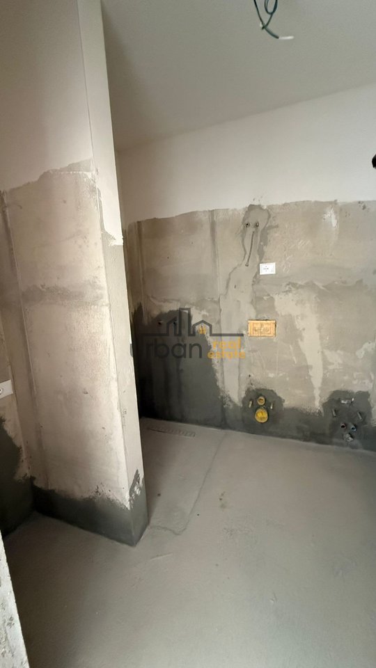 Shitet, Apartament 2+1+2 , Xhamllik, Tiranë - 221,600€ | 110.8 m²