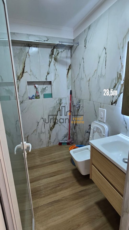 Shitet,  2 Garzoniere, Stadiumi Dinamo, Tiranë - 158000€ | 59 m²