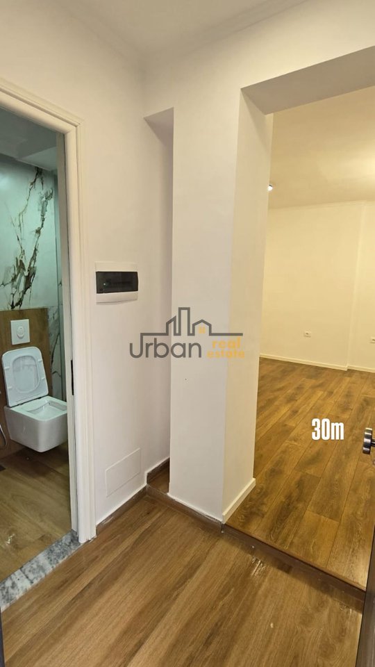 Shitet,  2 Garzoniere, Stadiumi Dinamo, Tiranë - 158000€ | 59 m²