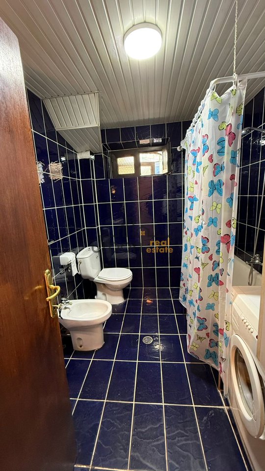 Qera, Apartament 1+1 ,Rruga e Elbasanit, Tiranë - 500€ | 65 m²