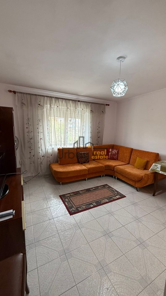 Qera, Apartament 1+1 ,Rruga e Elbasanit, Tiranë - 500€ | 65 m²