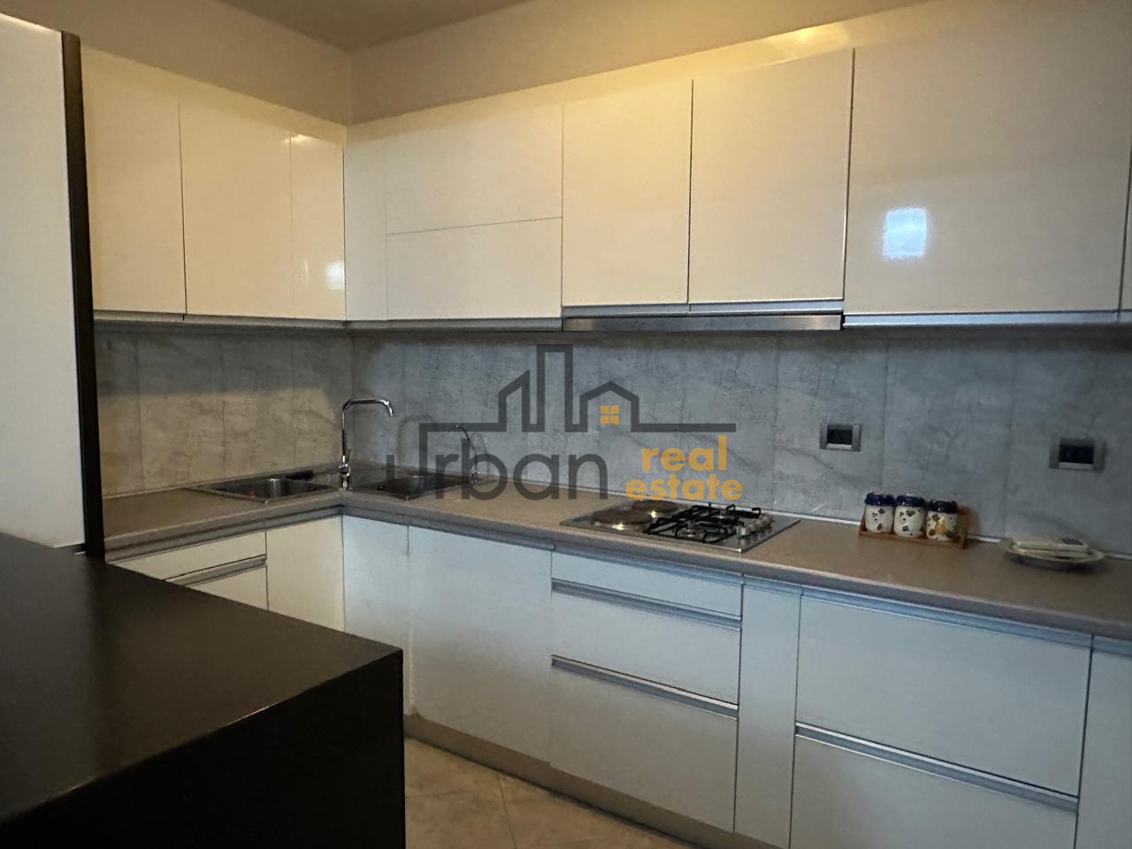 Qera,  Apartament 2+1, Rruga e Elbasanit, Tiranë - 900€ | 102 m²