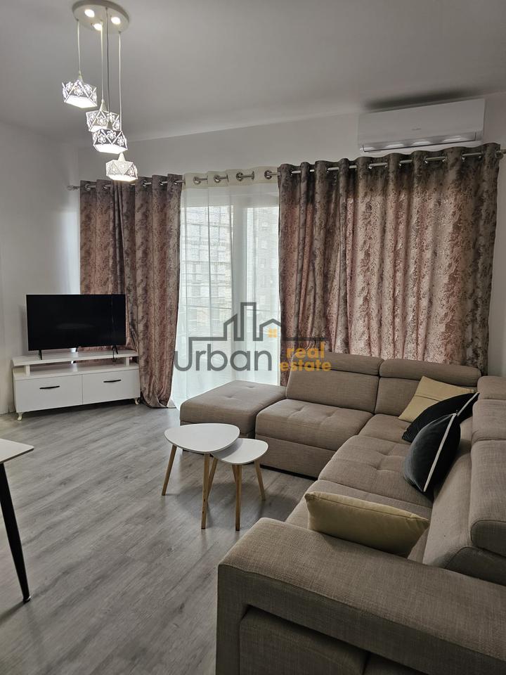 In affitto, Appartamento 2+1, Via 5 Maji, Tirana - €700 | 78 m²