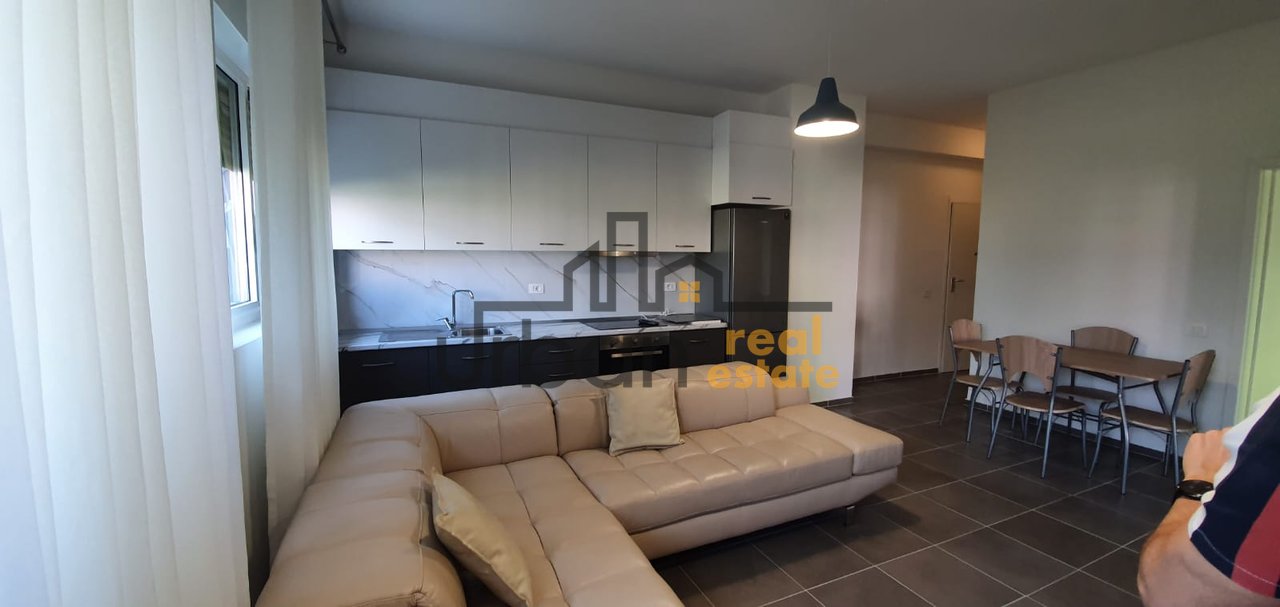 For rent, 2+1 Apartment, Mangalem Complex, Tirana - 50,000 Lek | 82 m²