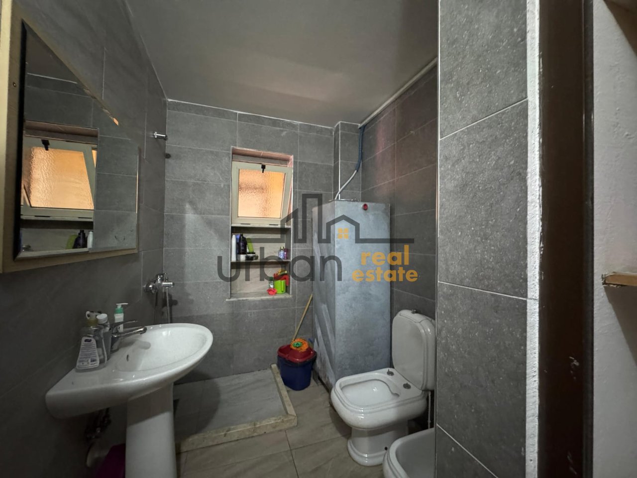 Qera, Apartament 1+1 , Stadiumi Dinamo, Tiranë - 50,000 Lekë | 60 m²