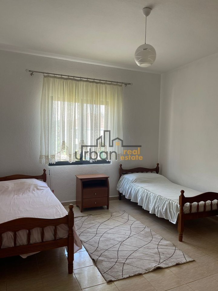 Rent, Private House 2+1+Parking Spot, Astir, Tirana - 50000 Lek | 70 m²