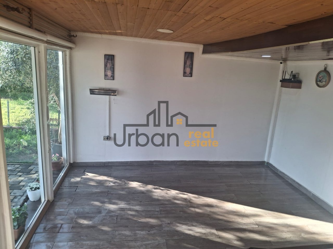 Qera, Ambient Biznesi , Bathore, Tirana - 38,000 lekë| 140 m²