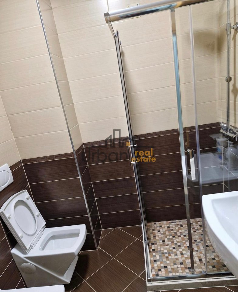 Shitet, Apartament 3+1+2 , Xhamlliku , Tiranë - 209,000€ | 126.3 m²