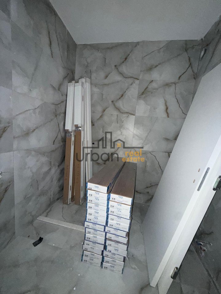Shitet, Apartament 1+1 , Komisariati Nr.4, Tiranë - 135.000€ | 73.2 m²