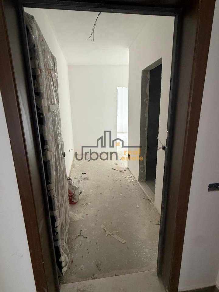 Shitet, Apartament 1+1 , Komisariati Nr.4, Tiranë - 135.000€ | 73.2 m²