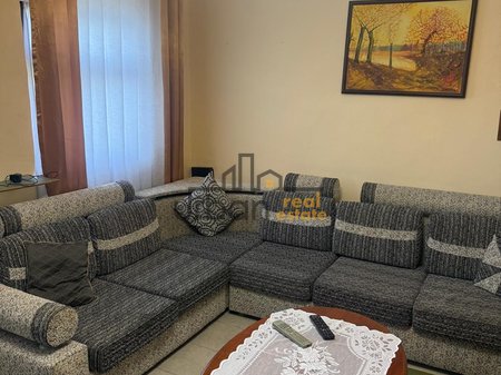 Apartament 2+1 ,Pranë Profarma, Tiranë - 40,000 Lekë | 110 m²
