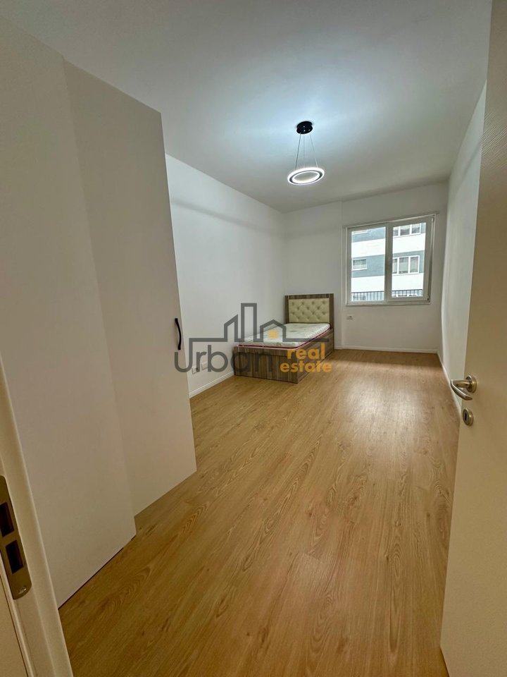 Qera, Apartament 2+1, Univers City, Tiranë - 50000 leke | 98 m²