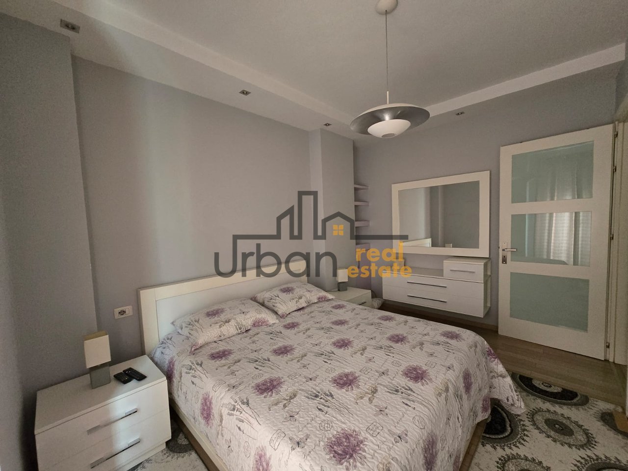 In Affitto, Appartamento 2+1 + Posto Auto, Complesso Kontakt, Tirana - 70.000 Lek | 80 m²