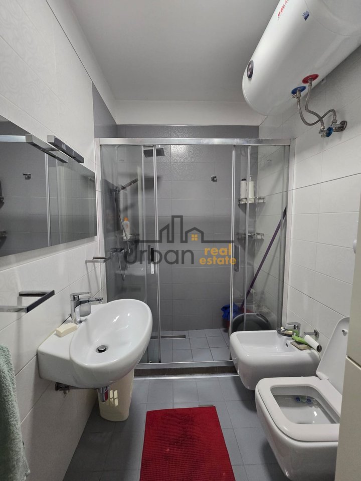 In Affitto, Appartamento 2+1 + Posto Auto, Complesso Kontakt, Tirana - 70.000 Lek | 80 m²