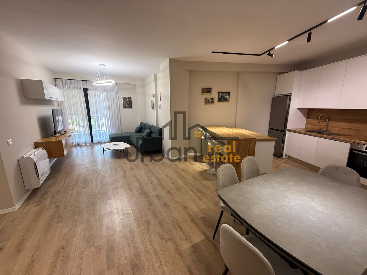 ESCLUSIVO, Affitto, Appartamento 2+1+2, Via Tefta Tashko, Tirana - €1000 | 114 m²