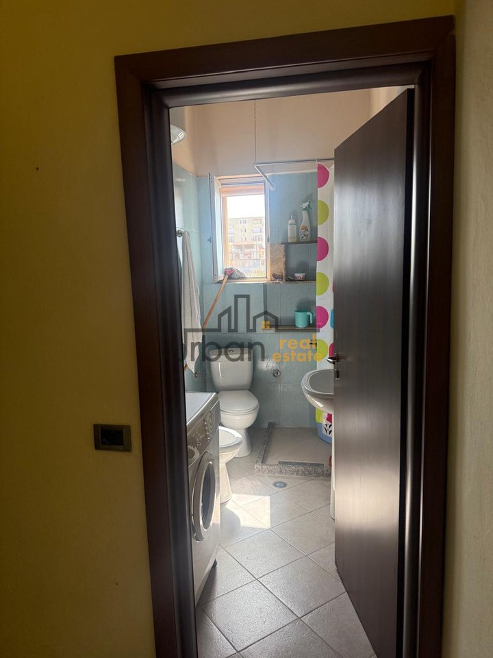 Appartamento 2+1, Vicino a Profarma, Tirana - 40.000 Lek | 110 m²