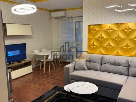 Qera,  Apartament 2+1, Liqeni i Thatë, Tiranë - 750€ | 140 m²