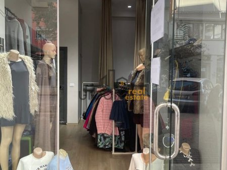 In affitto, Ambiente commerciale, Astir, Tirana - €300 | 25 m²