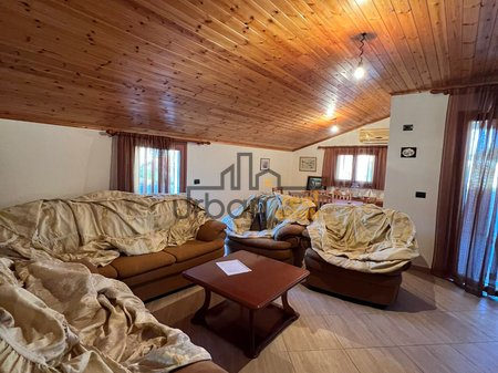 Qera, Pjesë Vile , Yzberish, Tiranë - 35,000 lekë | 70 m²