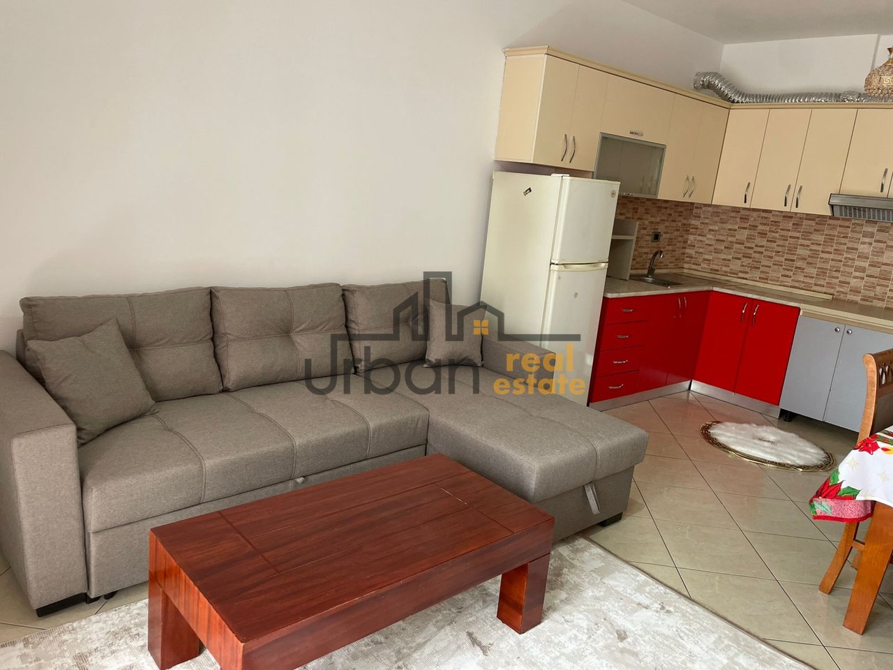 Qera, Apartament 2+1 , Astir, Tiranë - 500€ | 95 m²