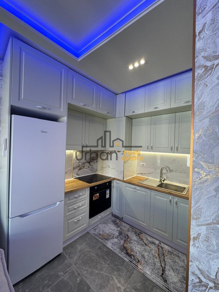 Qera,  Apartament 1+1 , Univers City , Tiranë - 500€ | 75 m²