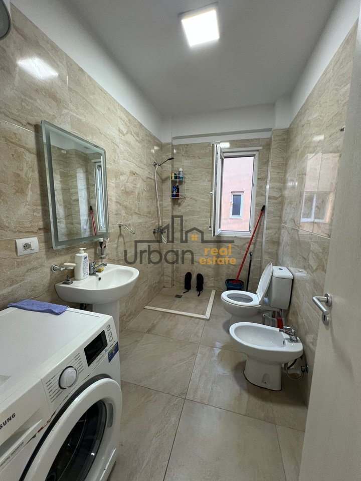 Shitet, Apartament 2+1 , Gjirin e Lalzit, Durrës - 200,000€ | 77.5 m²