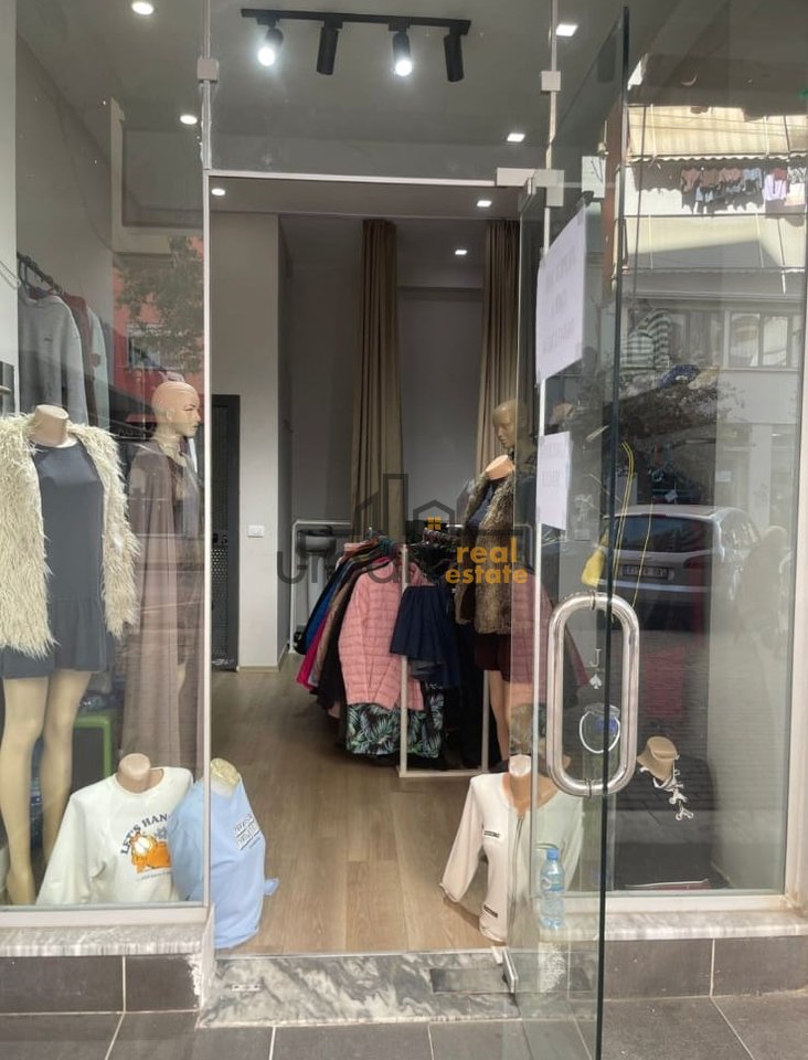 In affitto, Ambiente commerciale, Astir, Tirana - €300 | 25 m²