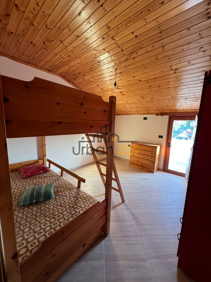 Qera, Pjesë Vile , Yzberish, Tiranë - 35,000 lekë | 70 m²