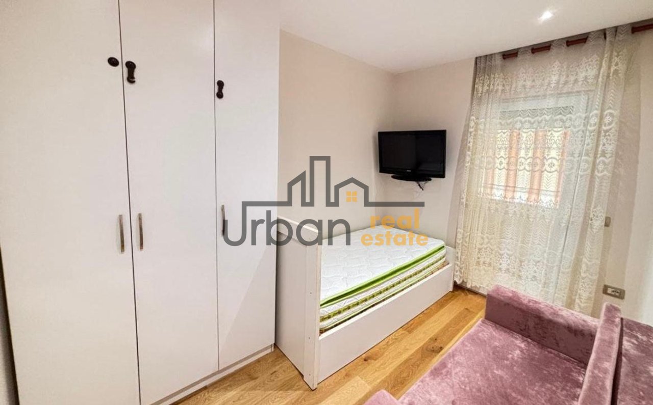 Qera, Apartament 3+1 , Rruga Dervish Hekali, Tiranë – 850€ | 100 m²