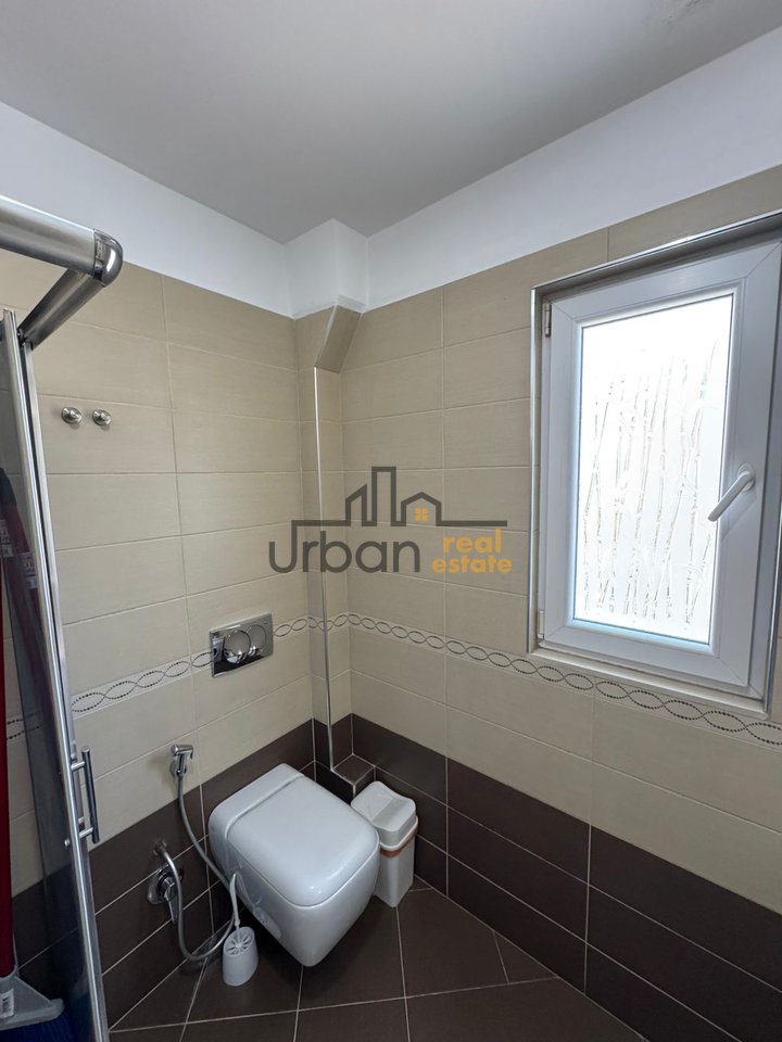 Qera,  Apartament 1+1 , Përballë Shkollës “Besnik Sykja”, Tiranë - 55,000 lekë  | 70 m²