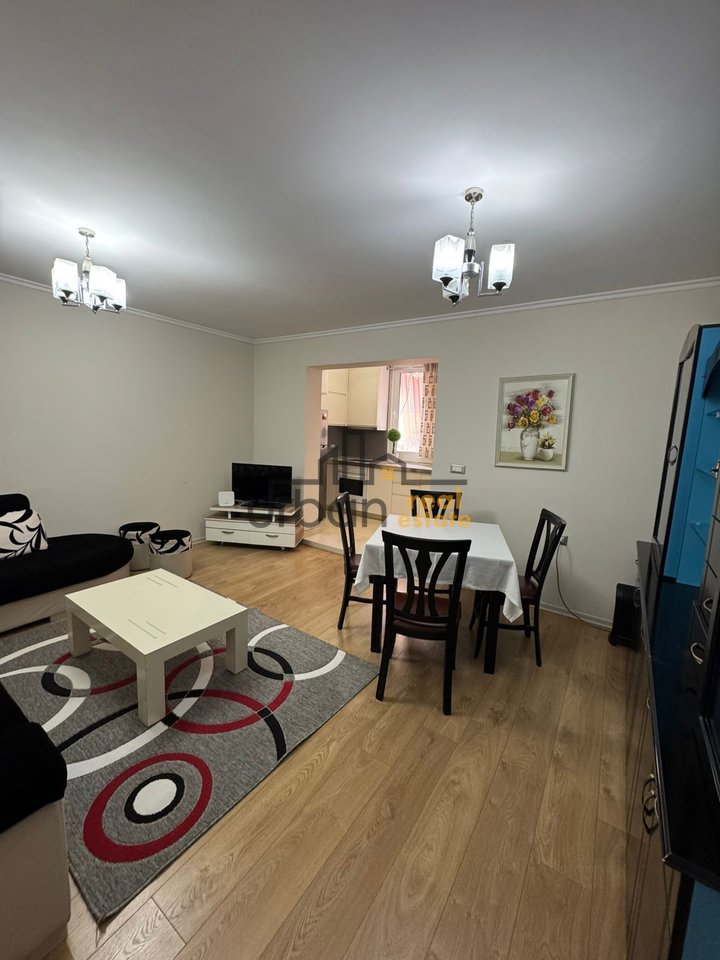 Qera,  Apartament 1+1 , Përballë Shkollës “Besnik Sykja”, Tiranë - 55,000 lekë  | 70 m²