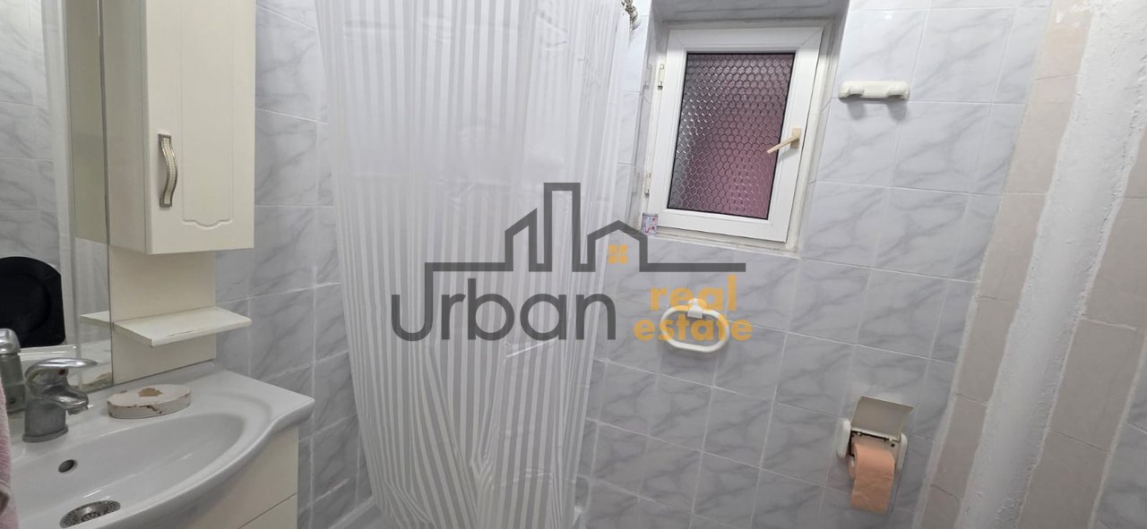 Qera, Apartament 1+1 ,Pranë Shkollës “Besnik Sykja”, Tiranë - 50,000 lekë | 70 m²