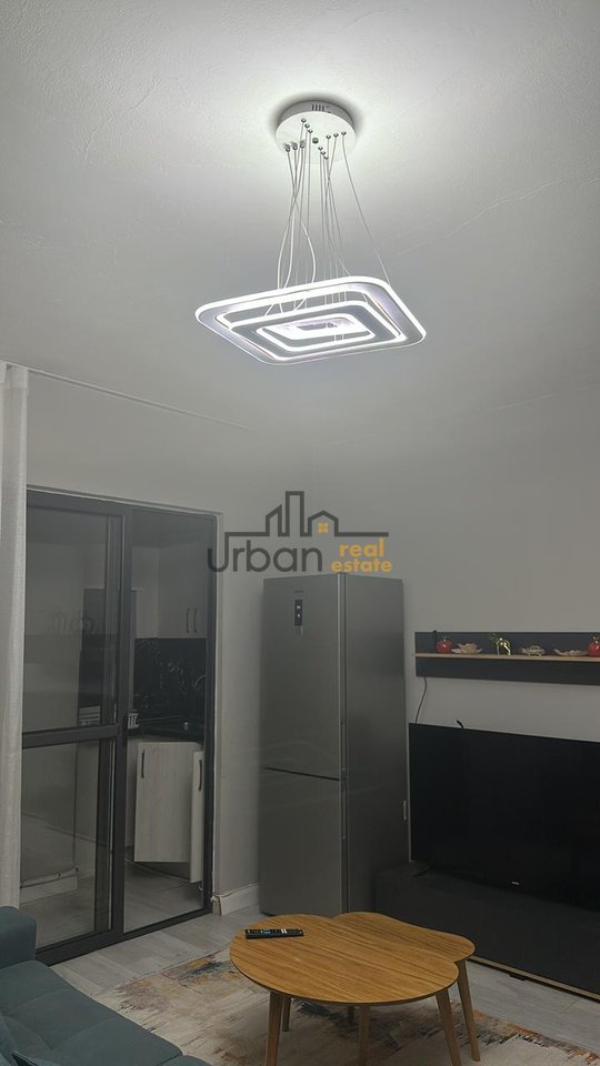 Qera, Apartament 2+1 ,Materniteti i Ri, Tiranë - 600€ | 80 m²