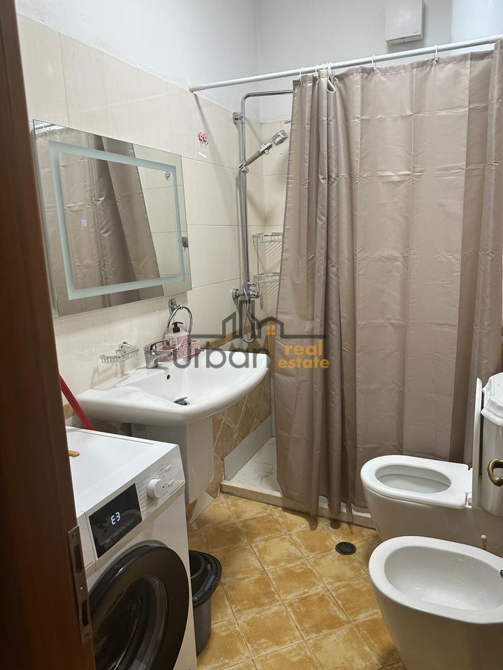 Qera, Apartament 2+1 ,Materniteti i Ri, Tiranë - 600€ | 80 m²