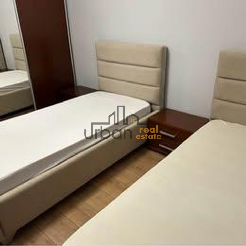 In affitto, Appartamento 1+1, Myslym Shyri, Tirana - 65.000 Lek | 65 m²