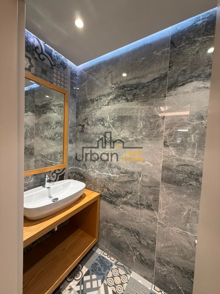 In vendita, Appartamento 2+1+2, Blocco Gintash, Tirana -25.500.000 LEK| 106 m²