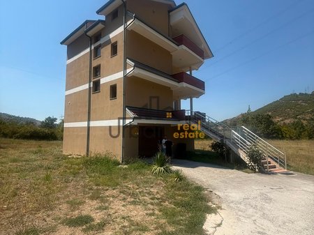 In vendita, Terreno+Edificio, Vicino a TEG, Tirana - 150.000.000 Lek| 11800 m²