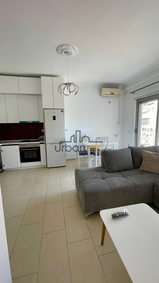Qera,  Apartament 1+1 ,Rruga Him Kolli, Tiranë - 800€ | 70 m²