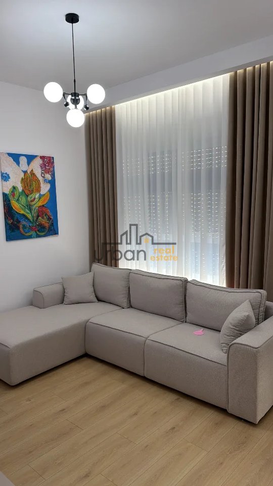 Qera,  Apartament 1+1 ,Kompleksi Kadiu, Tiranë - 55.000 Leke | 64 m²