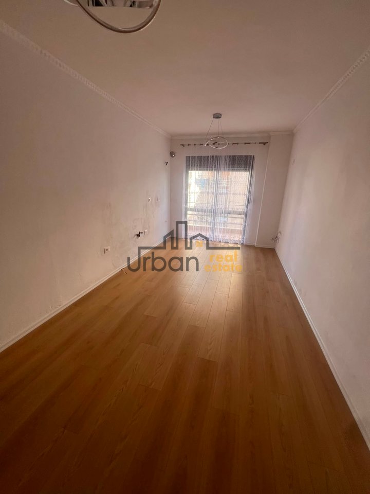 Shitet,  Apartament 2+1 , Fresku, Tiranë - 12.500.000 Lekë | 78 m²