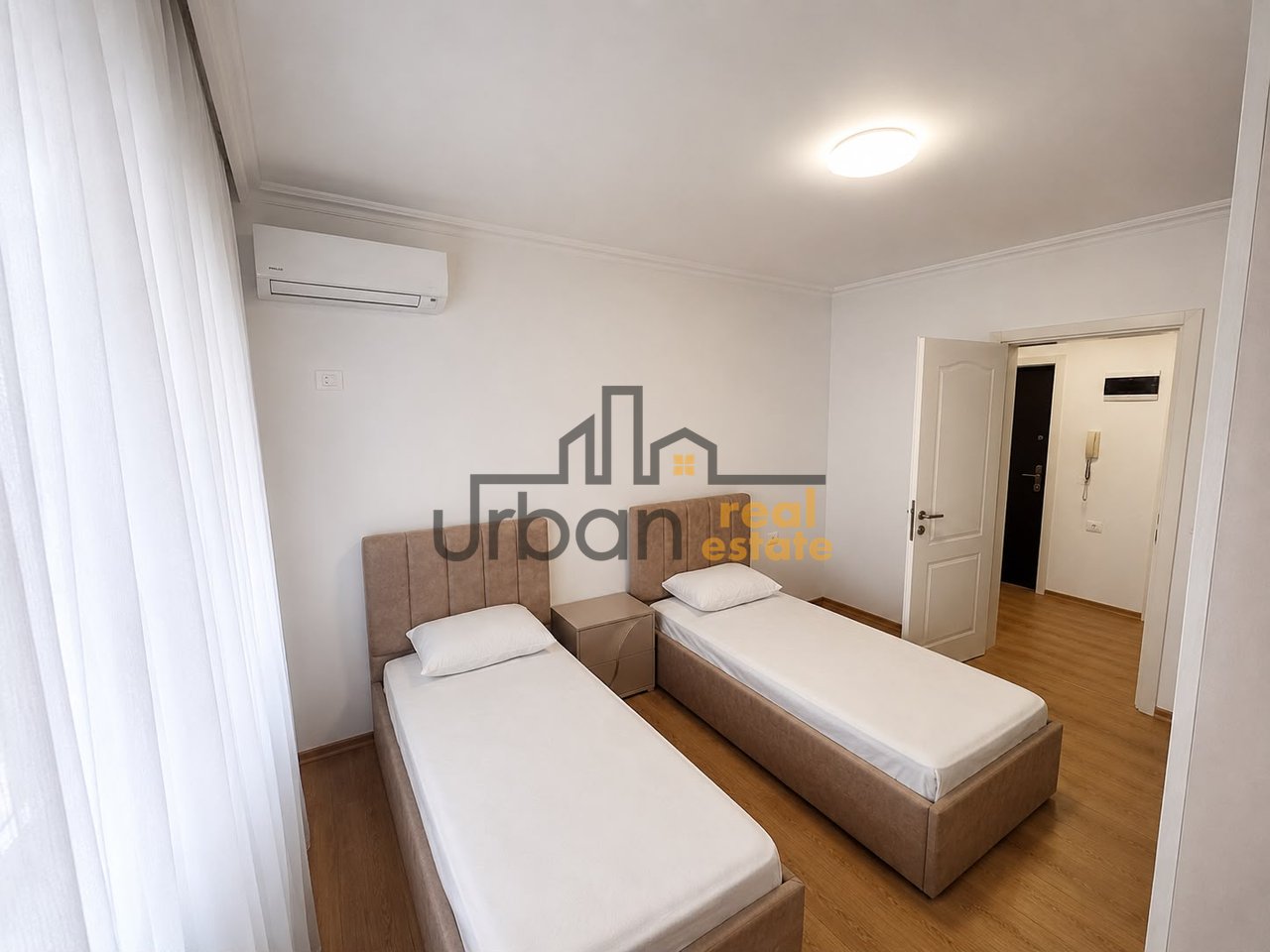 Rent, Apartment 2+1+2 , Center , Tirana - 1000€ | 88 m²