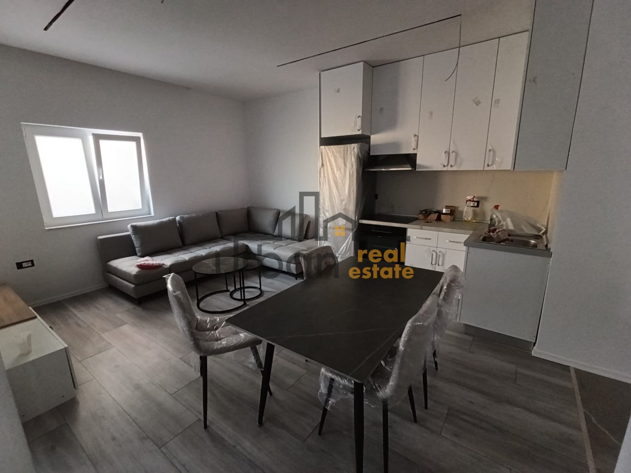 Qera, Shtëpi Private,  1+1 , Kodra e Priftit, Tiranë - 45,000 Lekë | 55 m²